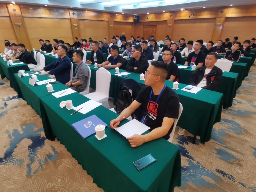 這幫人齊聚北海，這次他們?cè)诿苤\何事？