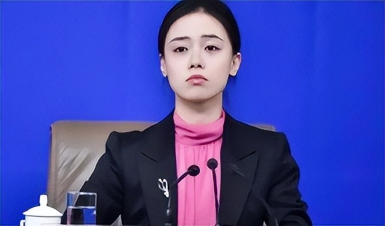 很多人都会说:姚梦瑶是才华与美貌及一体的人才,世上真是可遇而不可求