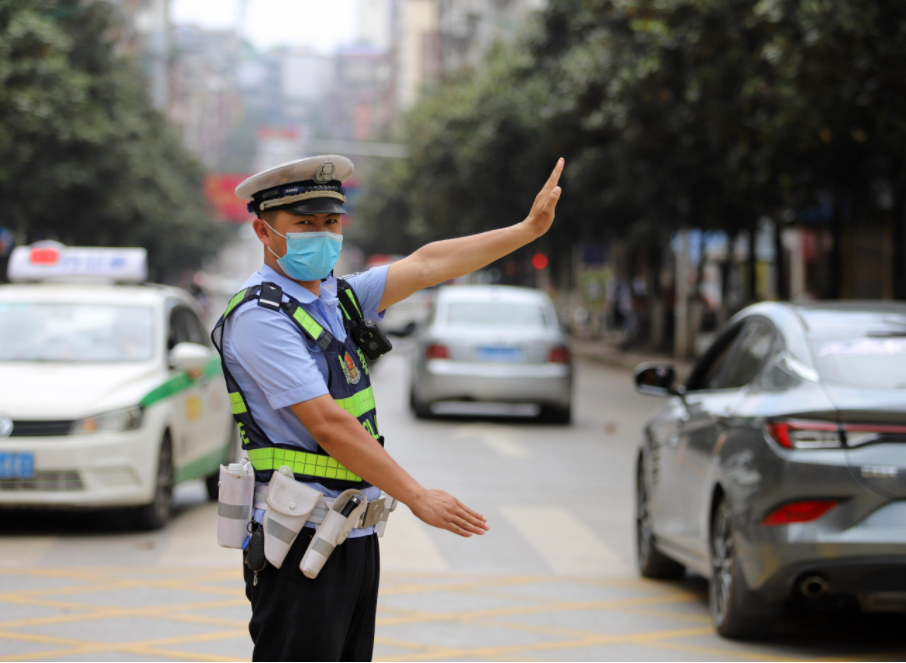 交通违章不要着急交罚款，以下15种违章行为可以免费撤销