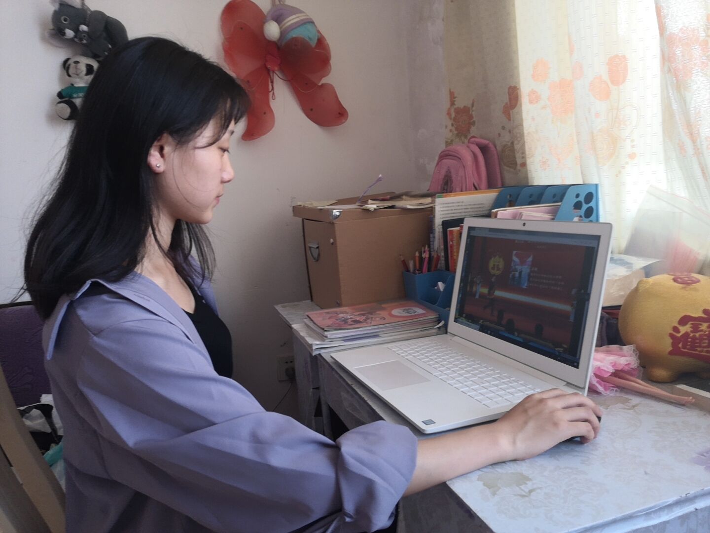 “努力就能成功”？知名教授说出大实话，三大因素或将战胜高考