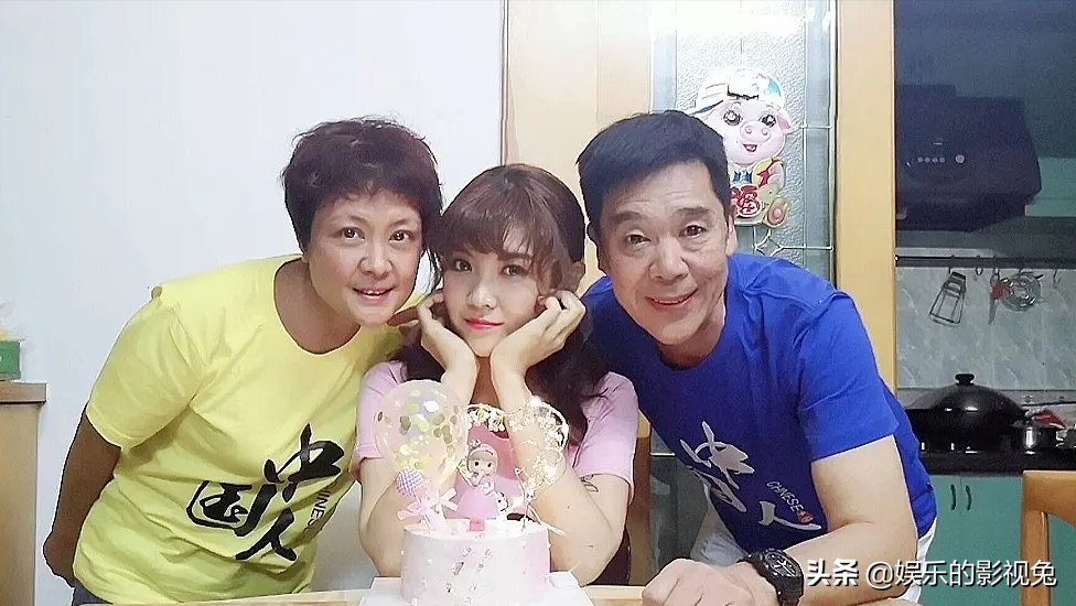 广东好男人“康祈光”：戏里不离婚幸存者，戏外二婚听话好丈夫