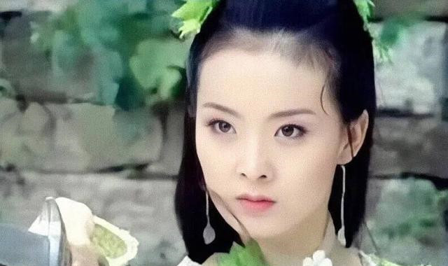 古装VS现代堪称“换头”！多演点古装戏吧，我能磕一辈子