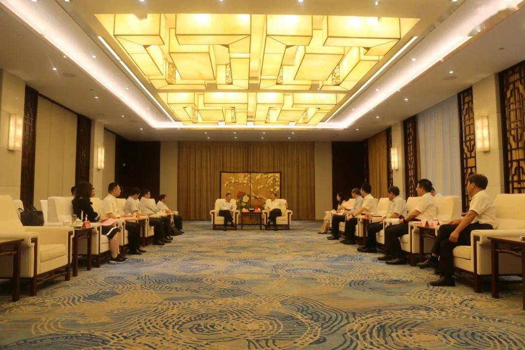 江西省政府党组副书记、副省长殷美根率队在广州开展招商推介活动