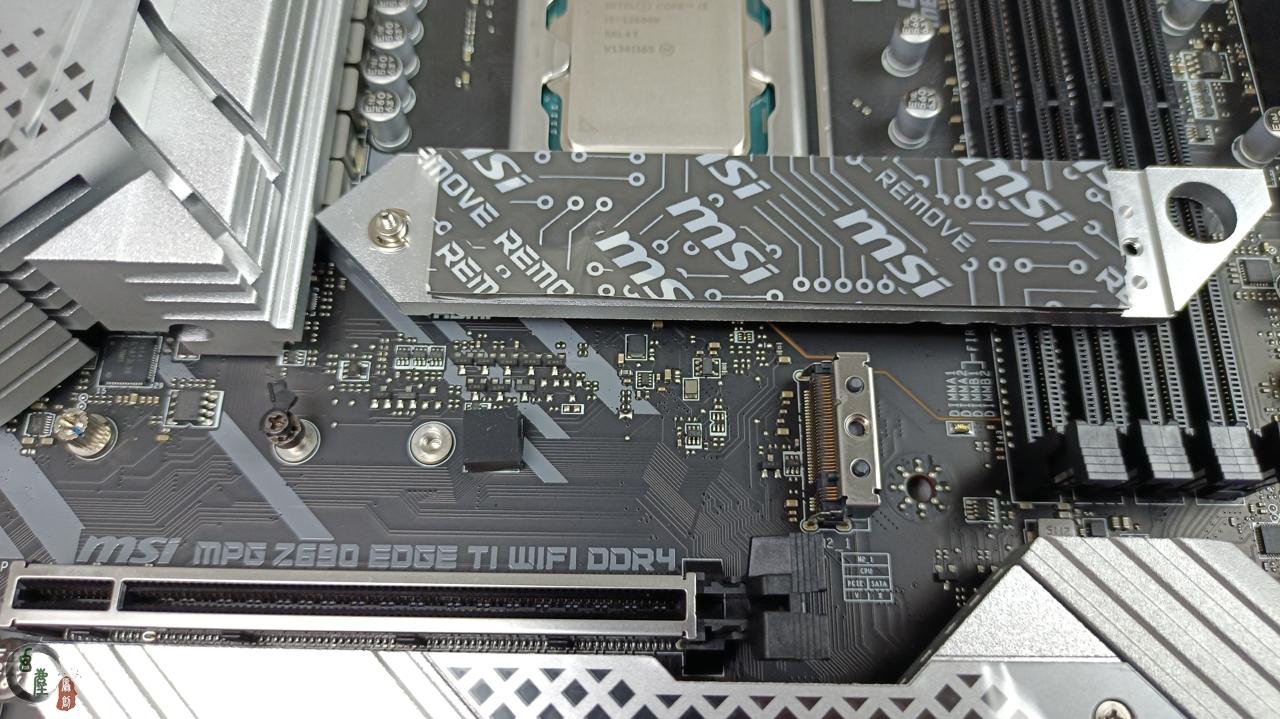 新年装机第一弹！12600K+Z690+DDR4配置，游戏省钱两不误