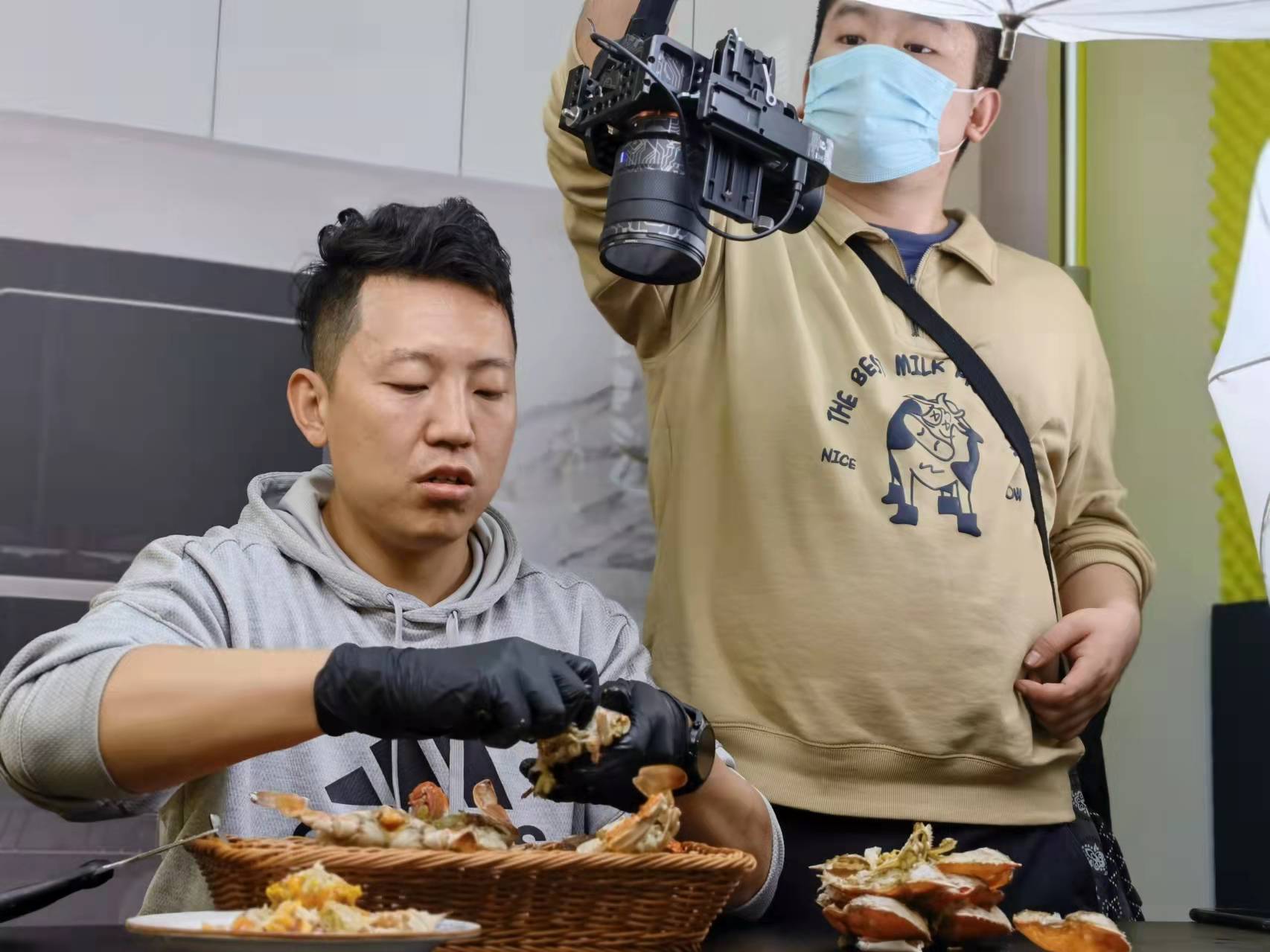 山东济南梭子蟹水饺宣传片视频拍摄花絮–山东影视制作中心-山东济南宣传片拍摄|广告片|微电影|视频|纪录片|动画拍摄制作【山东影视制作中心】