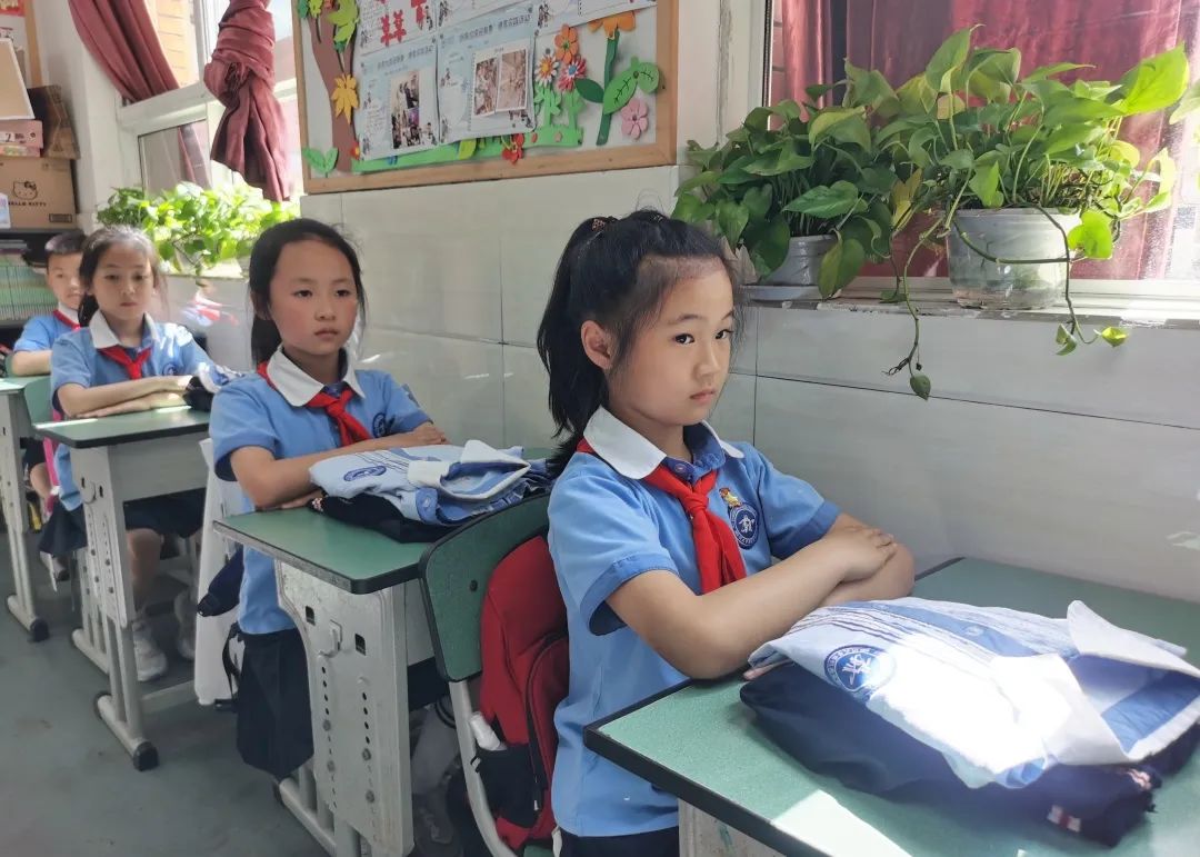 发扬劳动精神 争做先锋少年｜记川大西航港实小劳动技能大赛活动