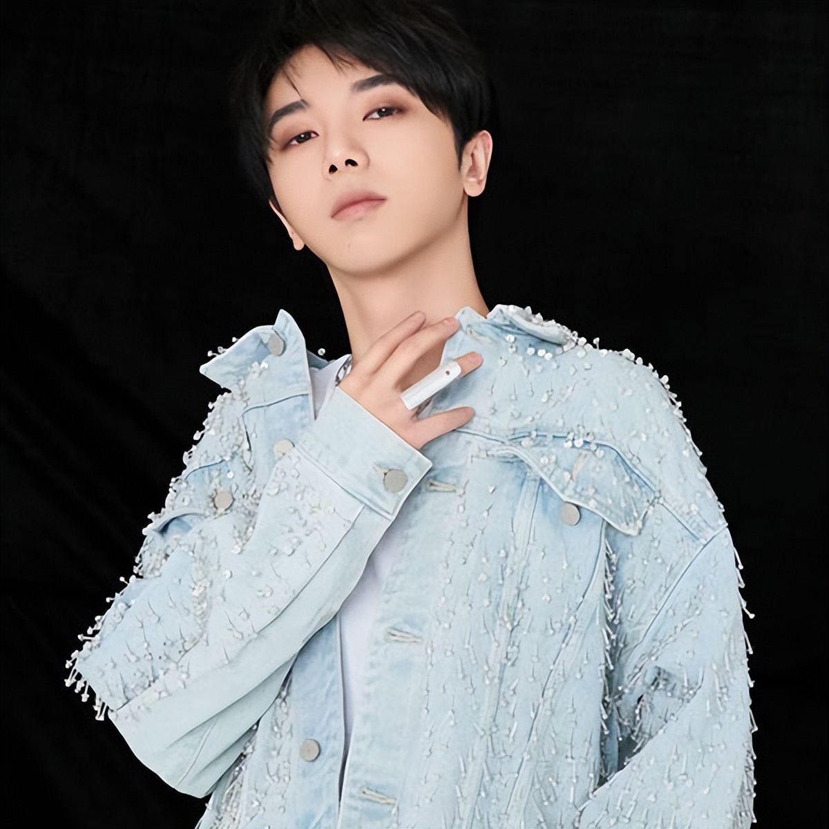 男星衣品—华晨宇（四）