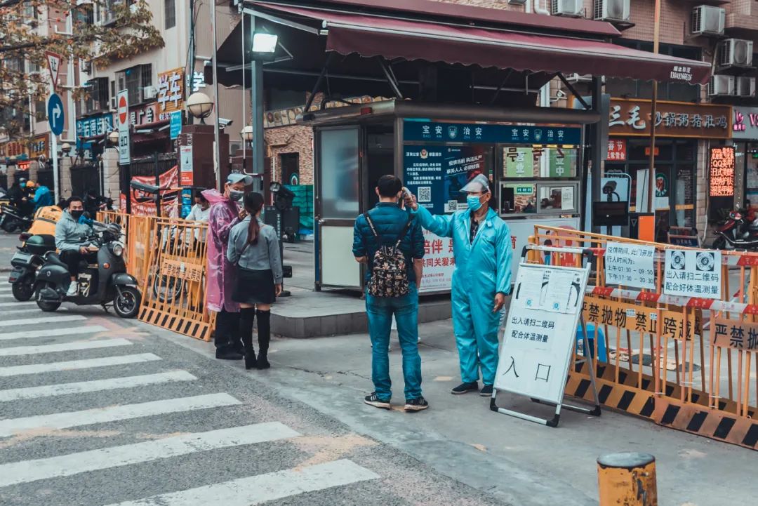 闭店风波不断，头部餐企大规模“抄底”后遗症凸显？