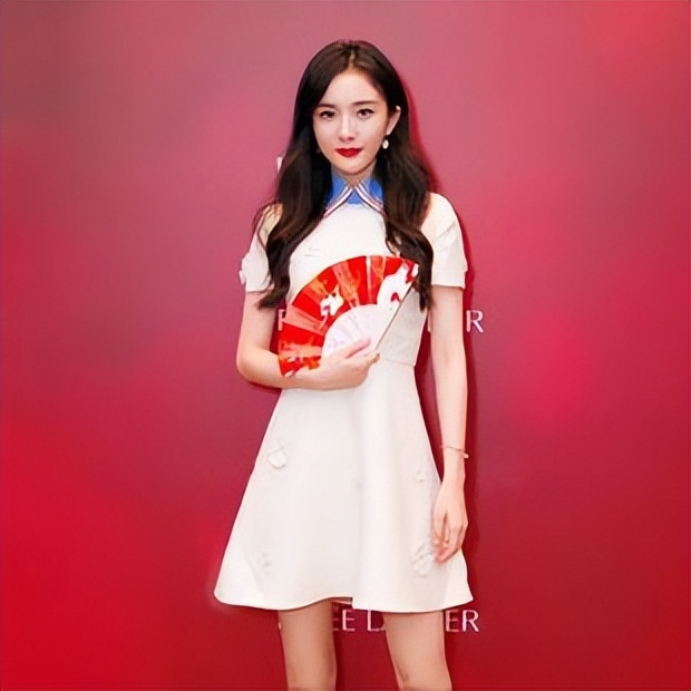 粉色系的女明星