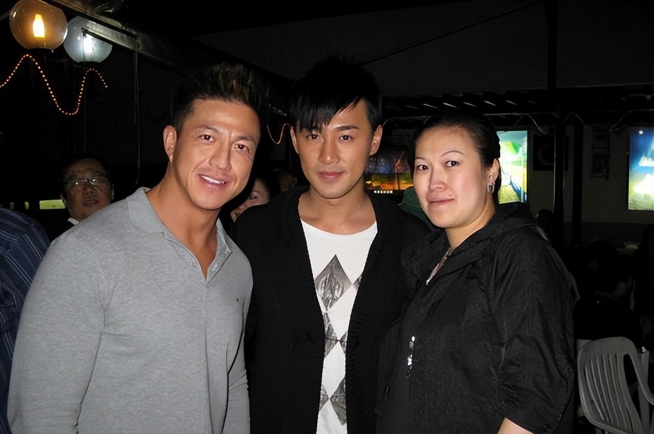 无悔照顾2个自闭儿！TVB前男星历尽坎坷，最大心愿是儿子独立生活