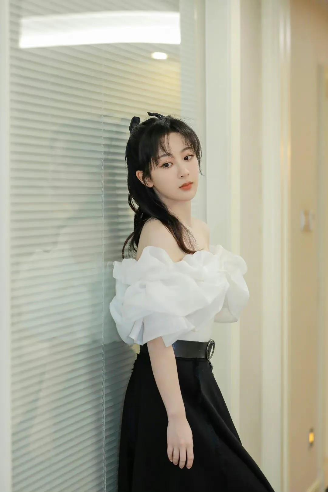 紫气东来——杨紫