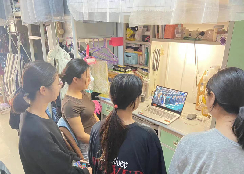 我校师生认真学习习近平总书记在庆祝中国共产主义青年团成立100周年上的重要讲话精神