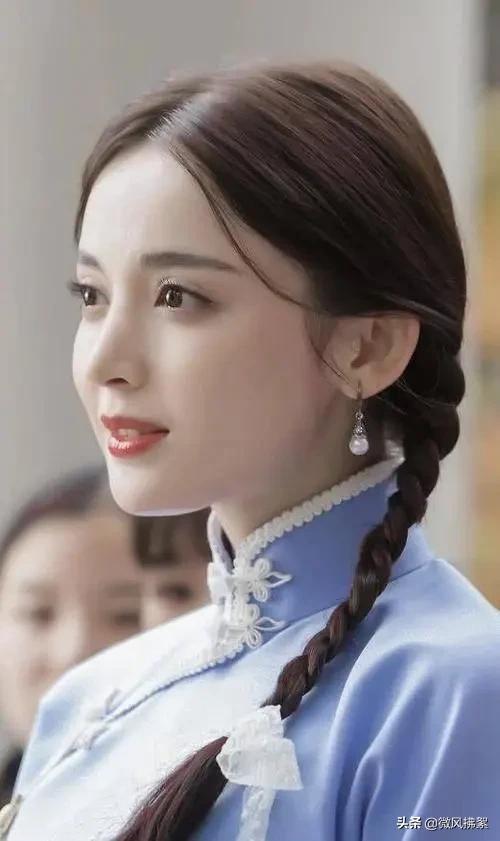 11位女星的民国学生装 灵动俏皮