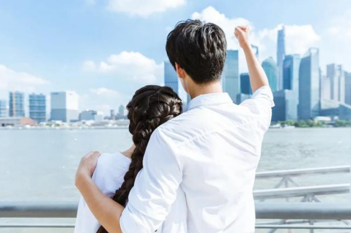 断联后，再想他也不要主动联系，如此做效果更好