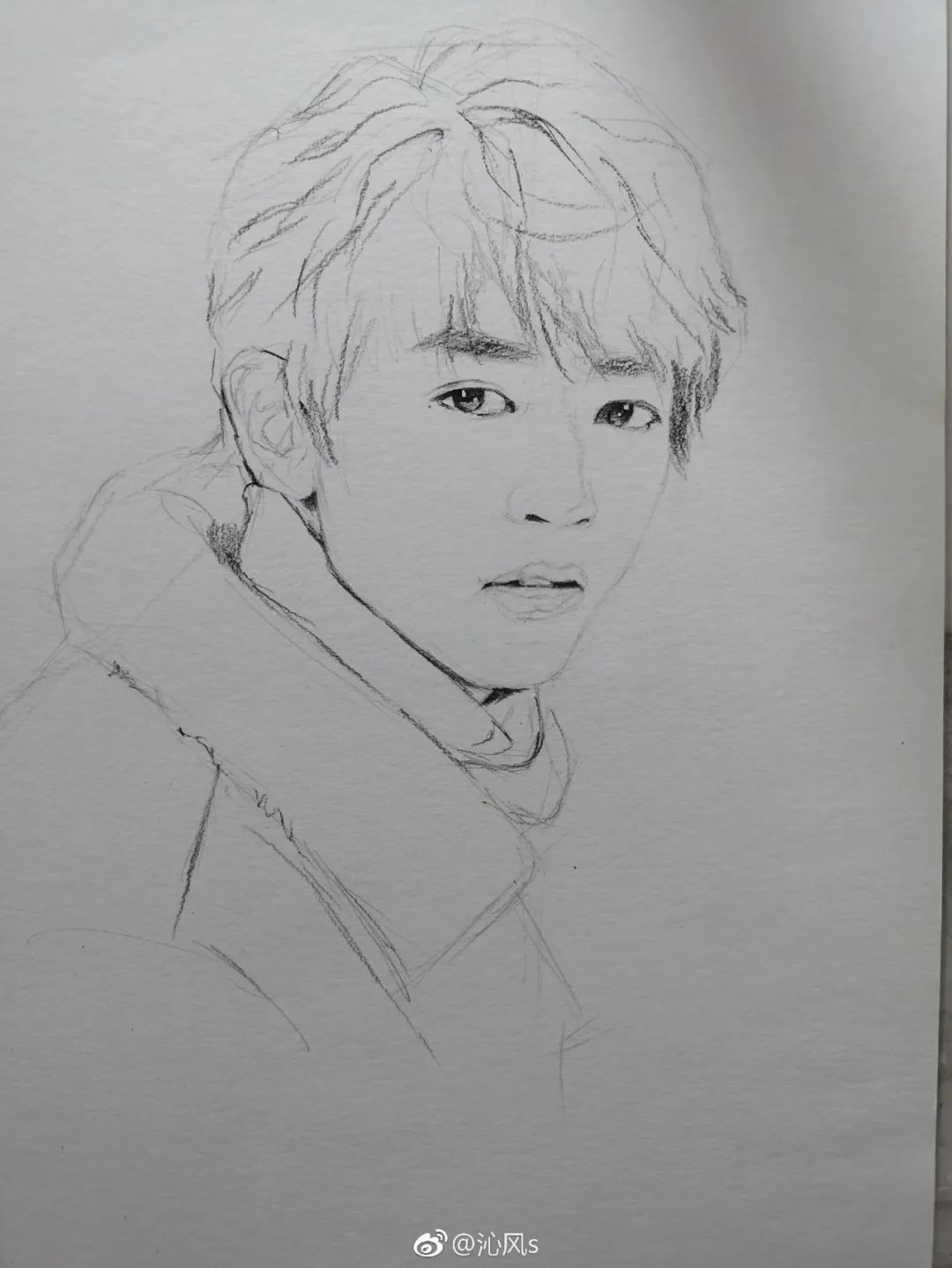 画皮画骨难画魂，她用木炭把明星画活了，王一博鞠婧祎眼神看醉了