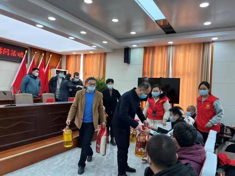 邯郸：丛台区残联携手爱心企业开展国际残疾人日捐赠活动