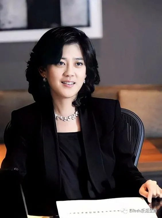 全都离过婚?何超琼李富真孟晚舟三位顶级白富美为什么那么像?