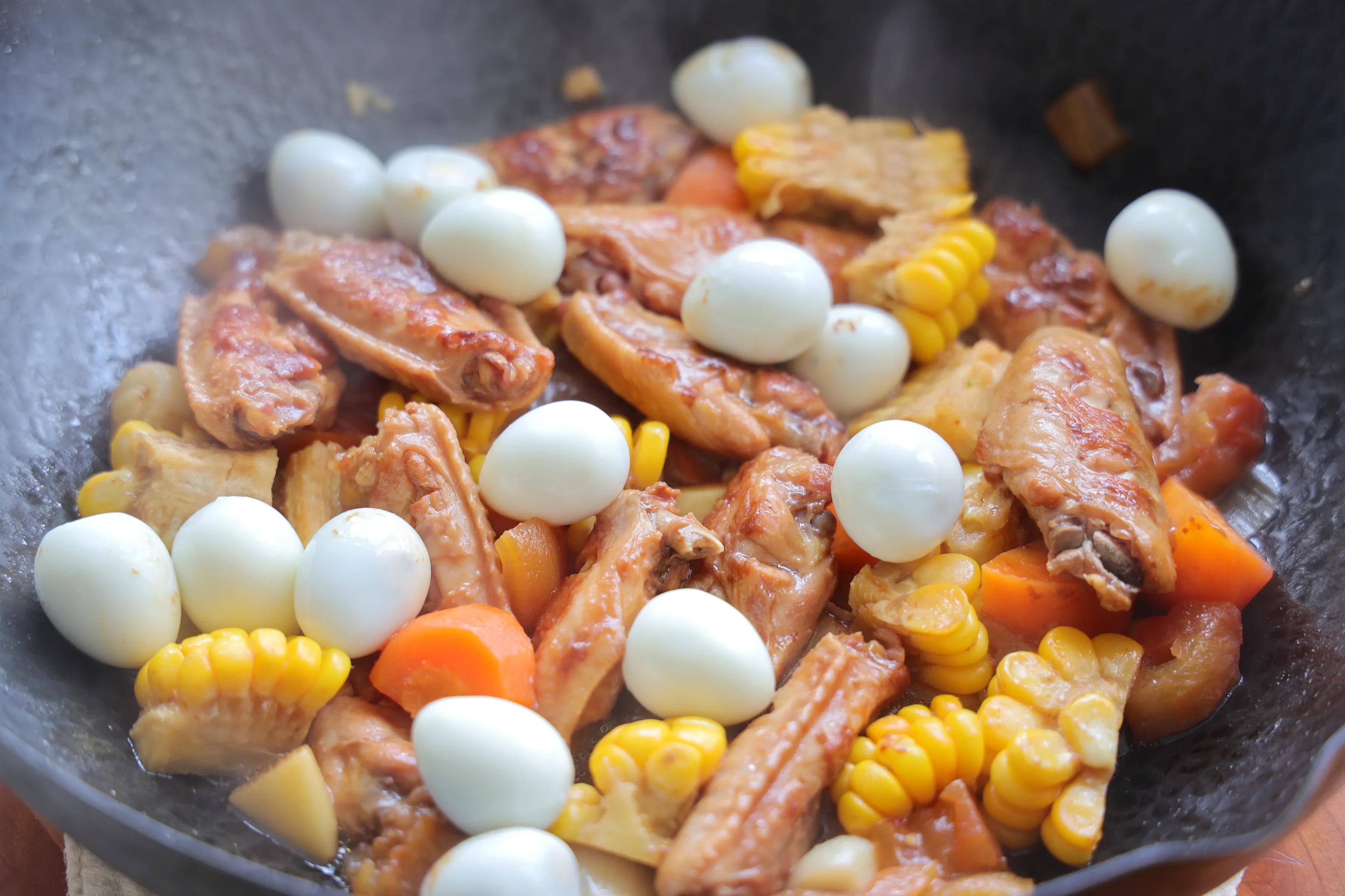 大寒节气，不知道吃什么，试试它，饭菜一锅焖，啥都有，太方便了