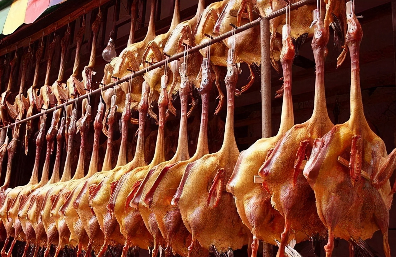 四川南充最有名的八大特色美食，锅盔灌凉粉上榜，很多人遇到必吃