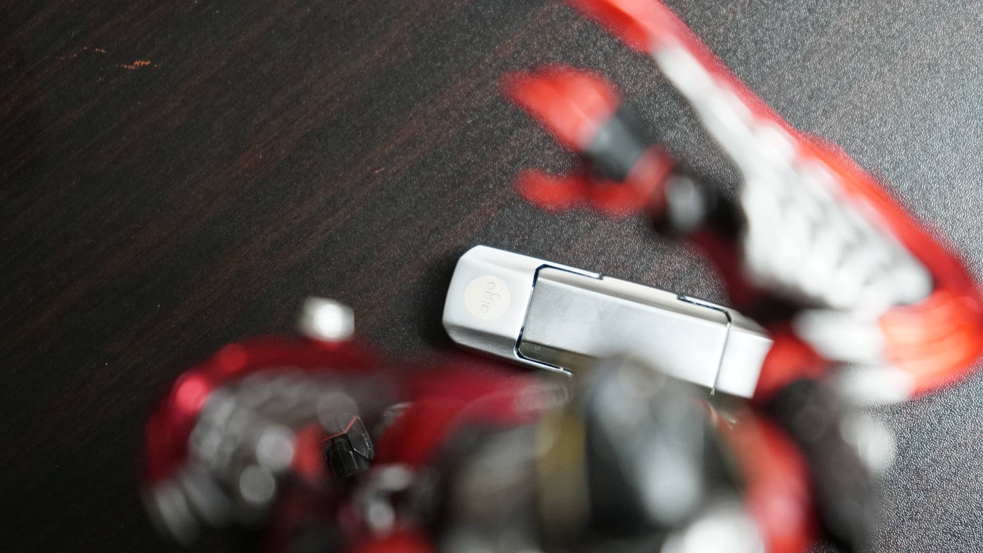 aigo高速固态U盘 U393传输速度媲美固态硬盘，多种容量迎合你需求