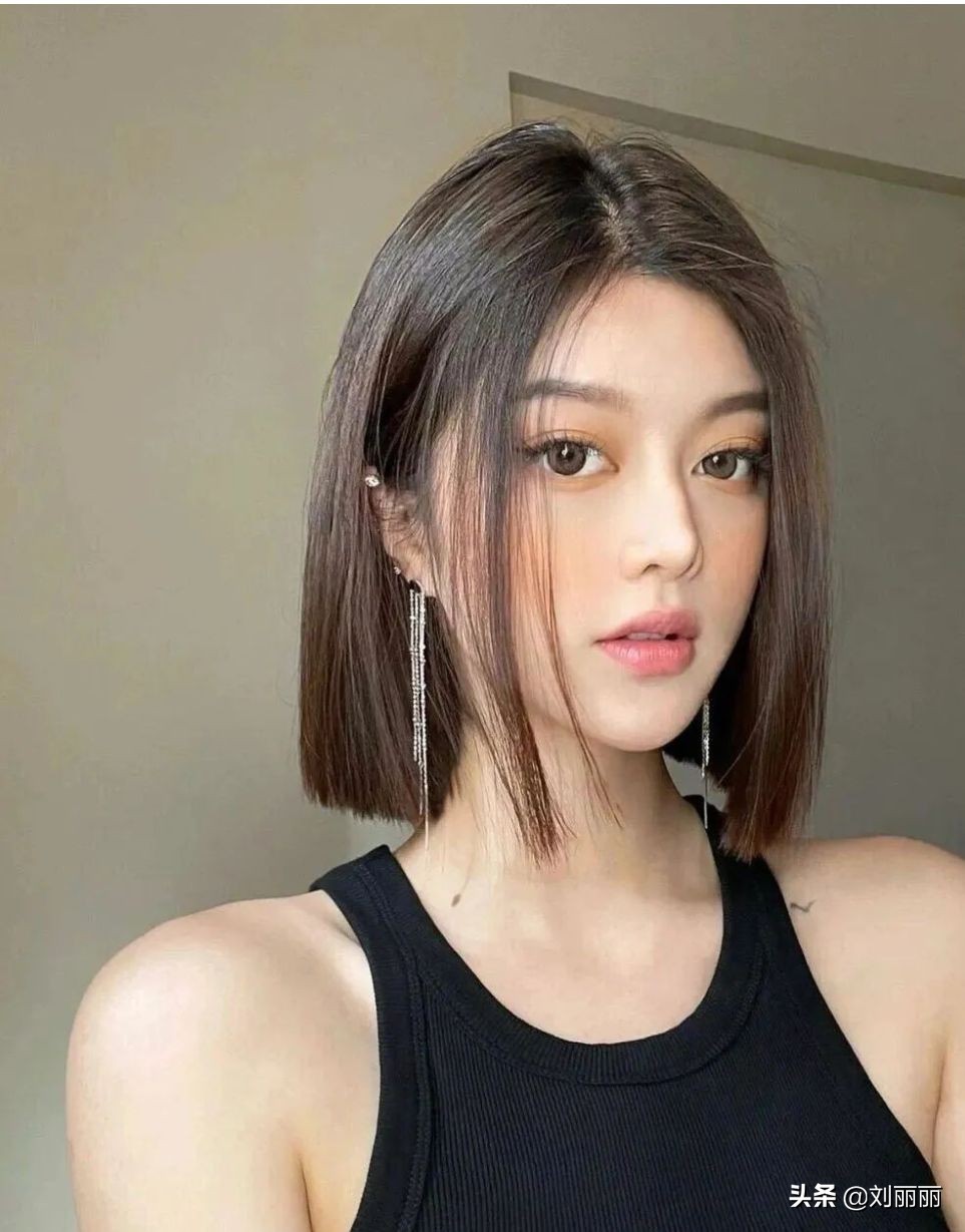 夏天拒绝留长发,3种最火短发送给大家,剪完大变样