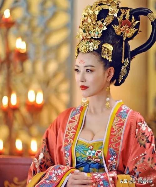 周海媚的星路是因为红斑狼疮而陷入低谷吗