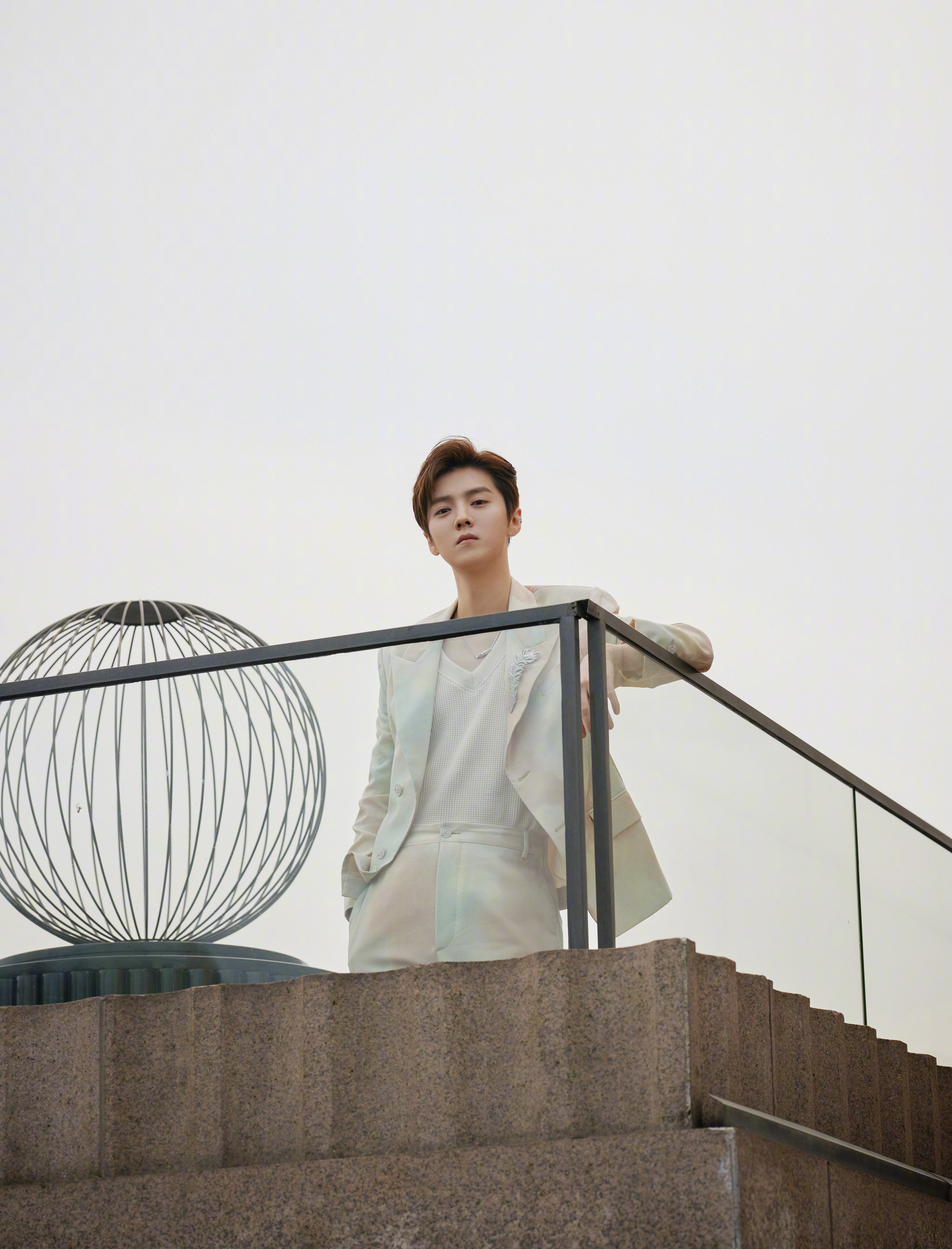 鹿晗 | 俊逸翩翩