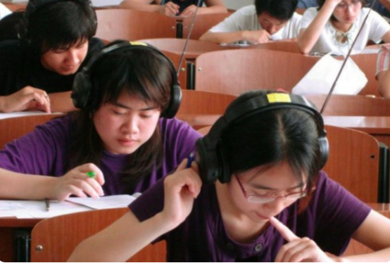 大学什么时候最适合考“四级”？聪明人选对时间节点，通过率很高