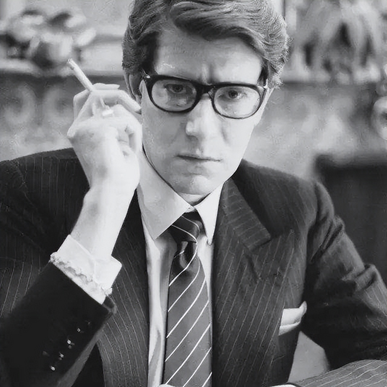 老佛爷和圣罗兰：年少成名亦敌亦友，却因同一个花美男陷入三角恋