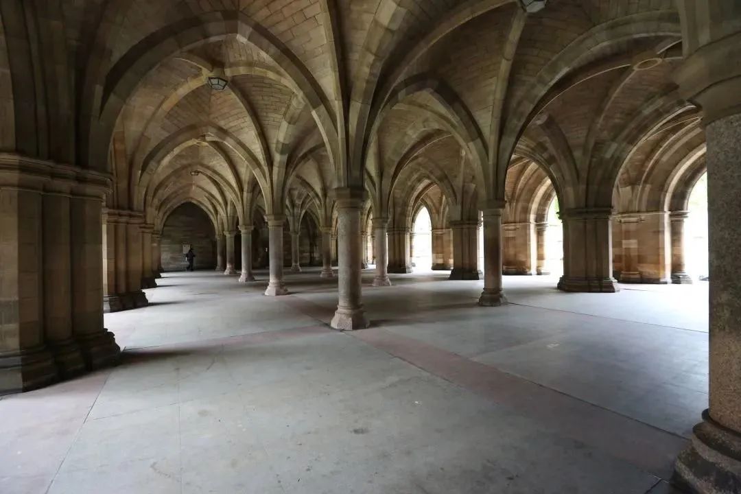 逛球影城魔法世界，看英国现实版的“霍格沃兹魔法学校”