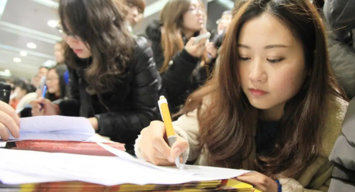 大学里的几个贵族专业，学费虽贵但薪水高，学好将来很有发展空间