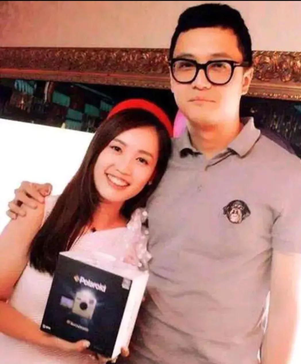 既将出狱的它靠什么活