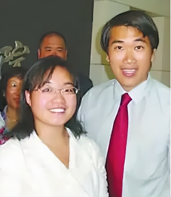 被张艺谋劝退娱圈后，转身嫁美籍华人，“谋女郎”魏敏芝怎样了？