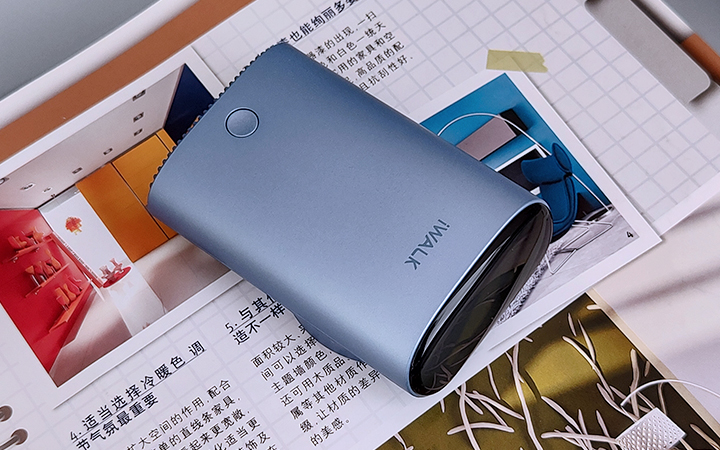 iPhone12的移动加油站:iWALK咔嗒宝磁吸移动电源