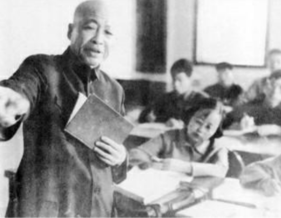 2003年，著名数学家苏步青在上海逝世，身上装着一张日本女士照片