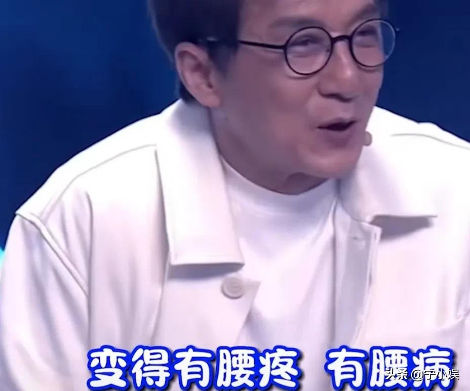 蓝羽大秀琴艺，卢靖姗唱歌受阻，胡兵自曝冷知识：这场晚会太精彩