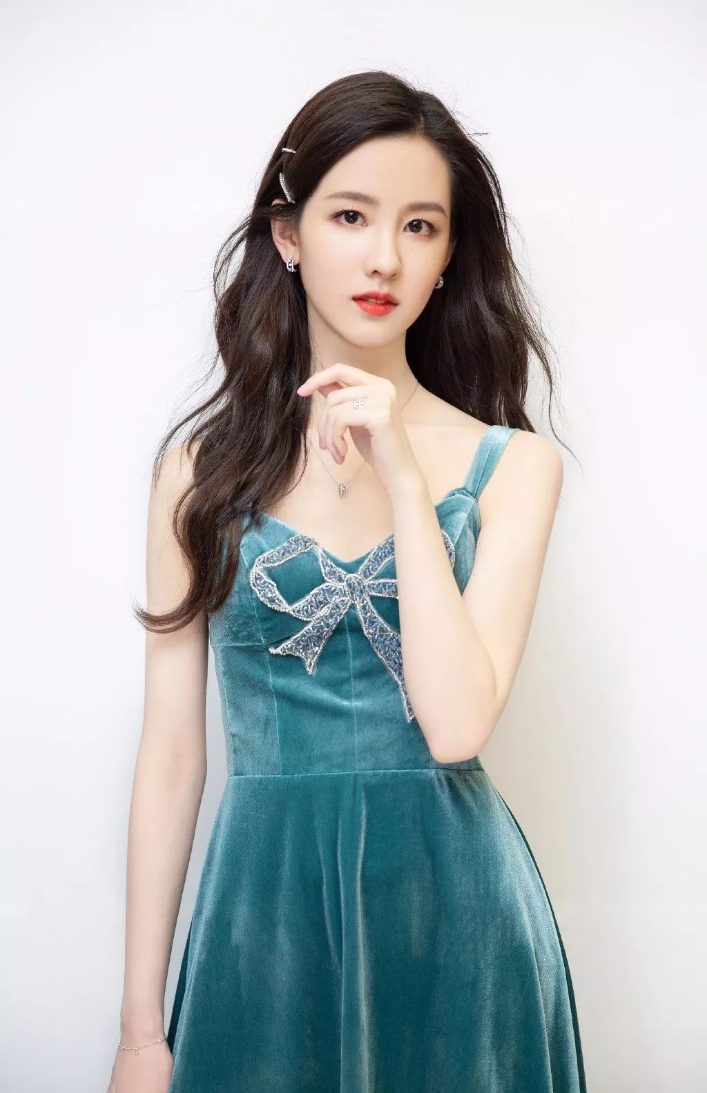 电影版《花千骨》预告上映