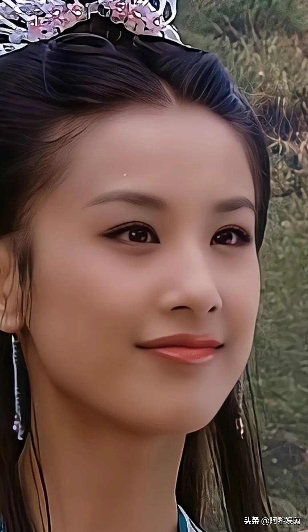 黄圣依年轻时真漂亮