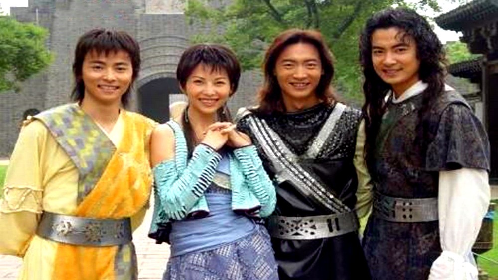 女星嫁“小老公”，被嘲像母子、婆婆公开嫌弃，后悔曾经的选择吗