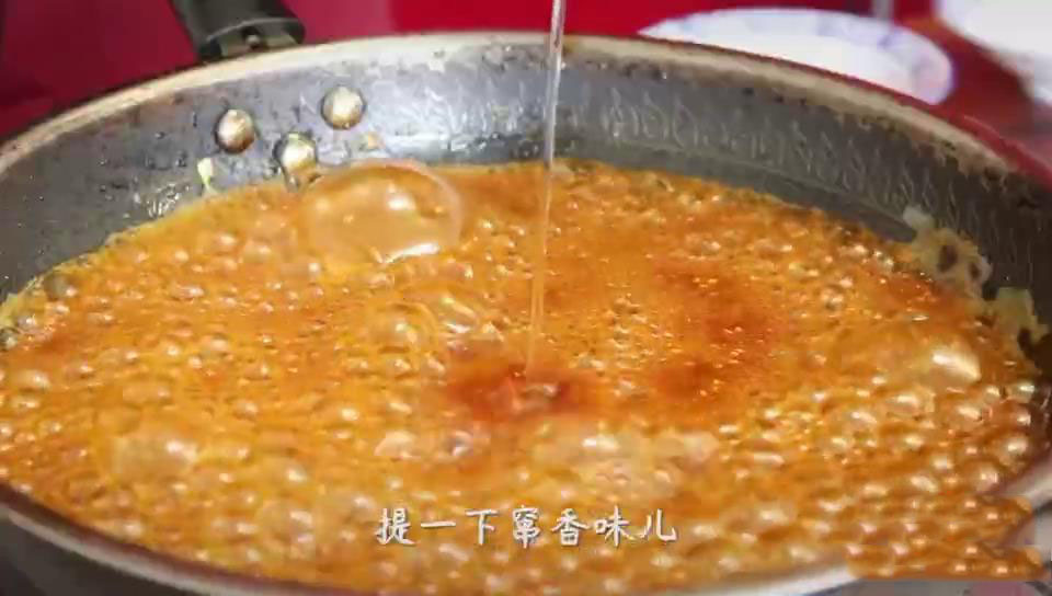 凉皮辣椒油的做法,凉皮辣椒油的做法及配方