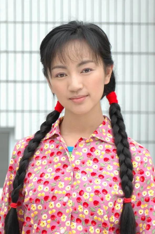 演员 罗海琼