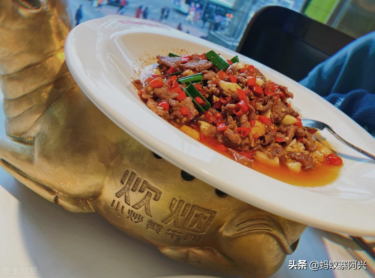 湖南最出名的10道菜，你吃过几种？其中剁椒鱼头已经名声在外了