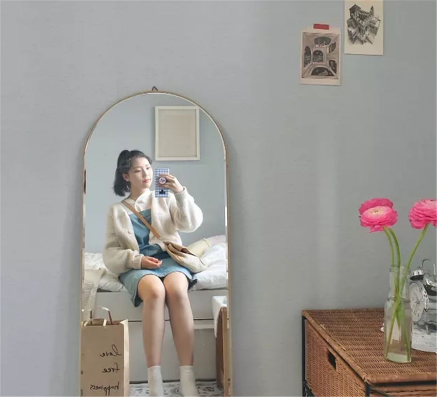 韩国95后女生改造卧室：将16㎡窄小卧室，变成少女风公主房