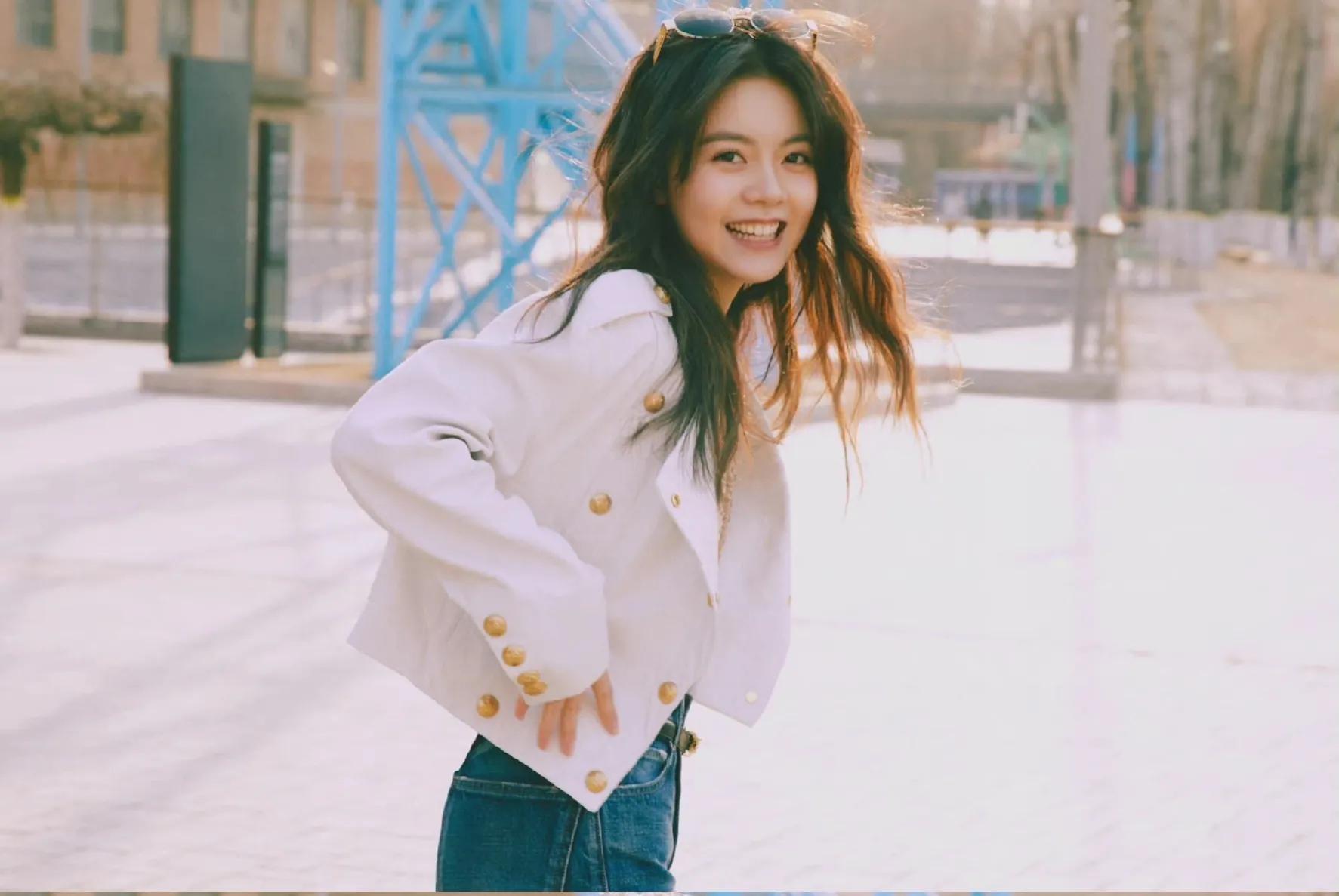 新一代颜值小花个顶个漂亮，哪种风格你最喜欢呢？