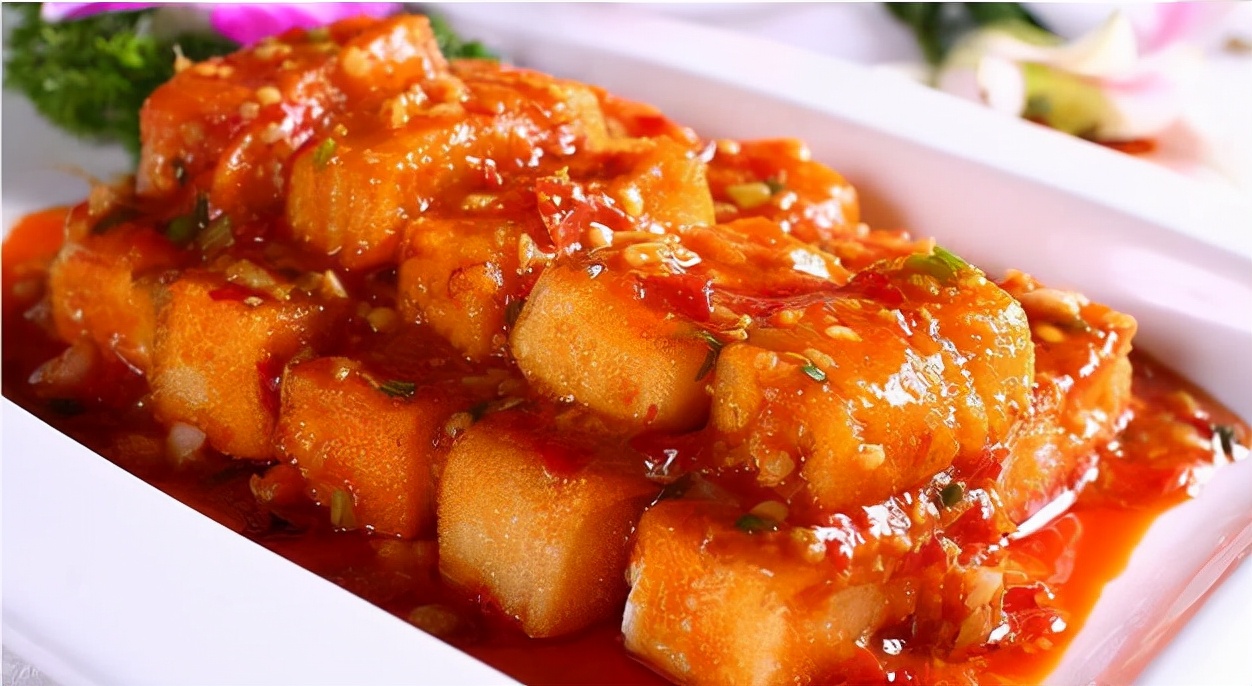 四川南充最有名的八大特色美食，锅盔灌凉粉上榜，很多人遇到必吃