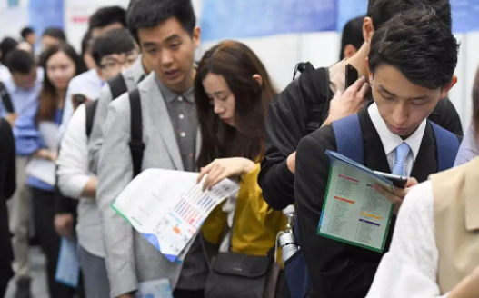 大学里的几个贵族专业，学费虽贵但薪水高，学好将来很有发展空间