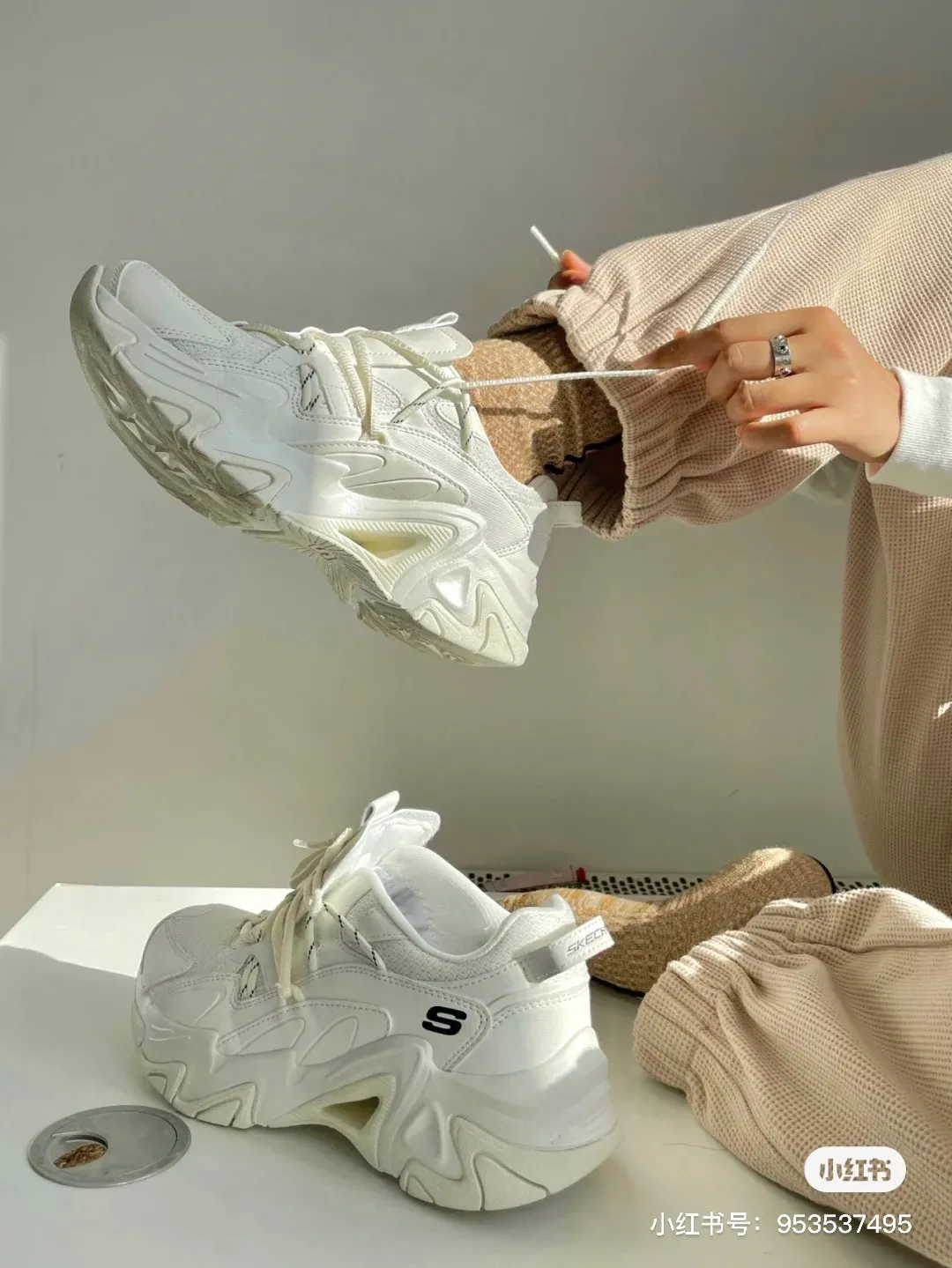 百搭鞋子推荐（冬天女士什么鞋百搭）