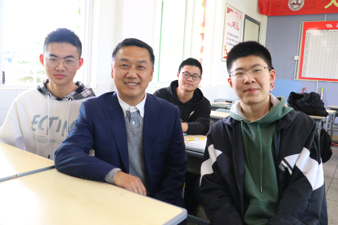 绵阳教育“老兵”落定成都为明学校，再续清北传奇