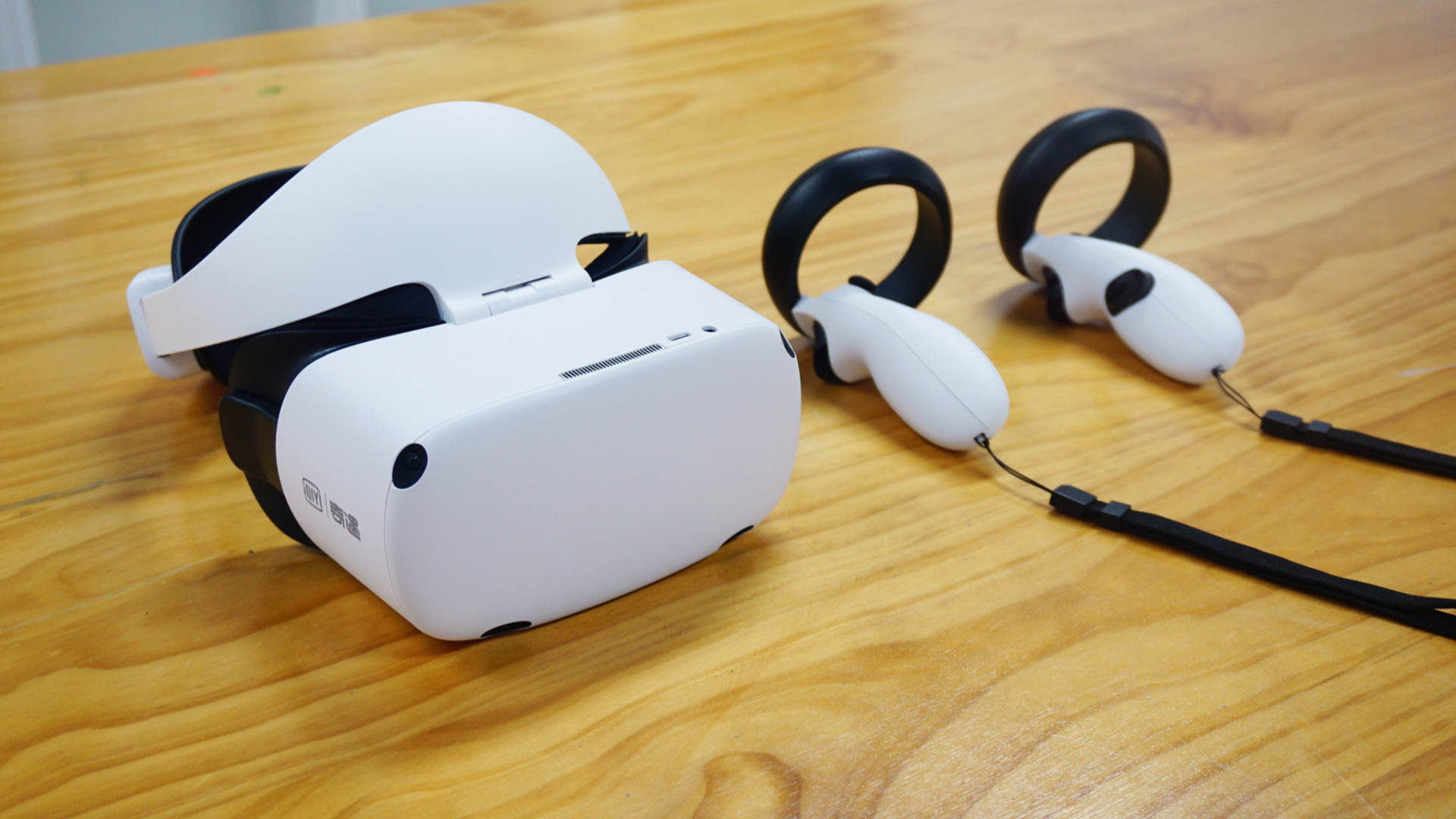 开启元宇宙大门，奇遇Dream Pro VR一体机