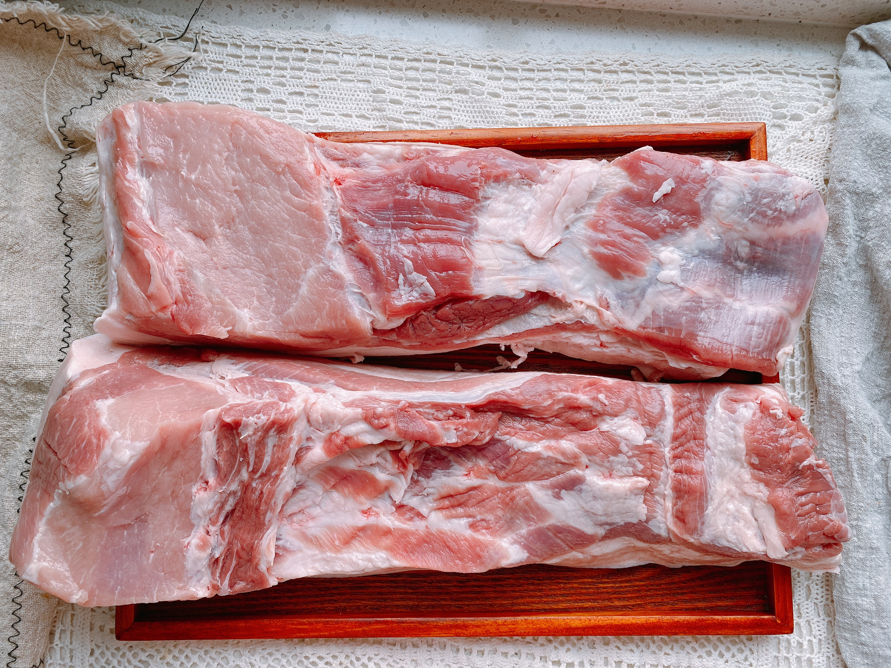 年夜饭硬菜之梅菜扣肉，5个重点，表面起虎皮，肥而不腻入口即化